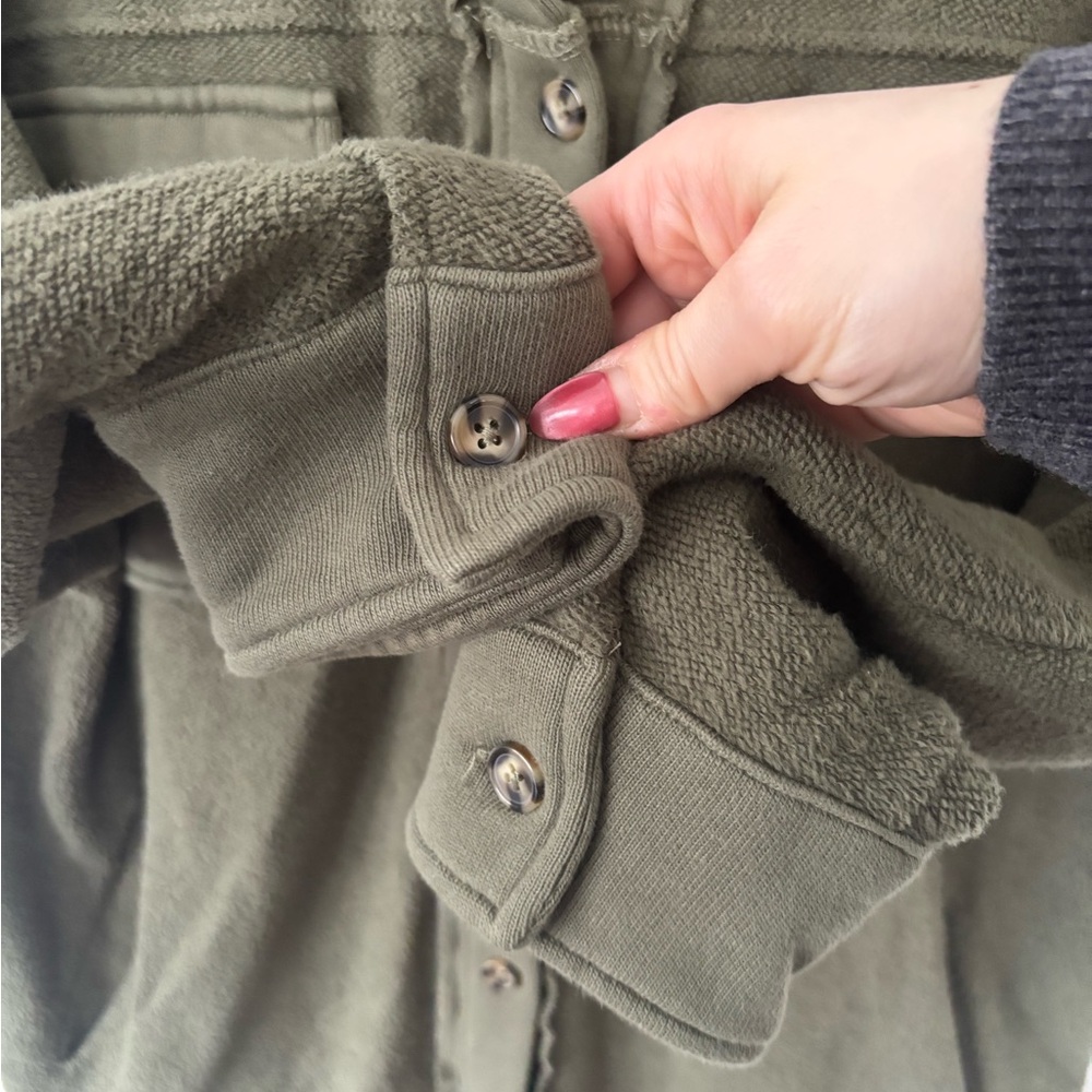 PGD Olive Green Button-Up Shirt Jacket Sz xs but fits like large - Picture 3 of 7